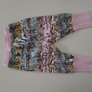 Molo 3 month Baby leggings